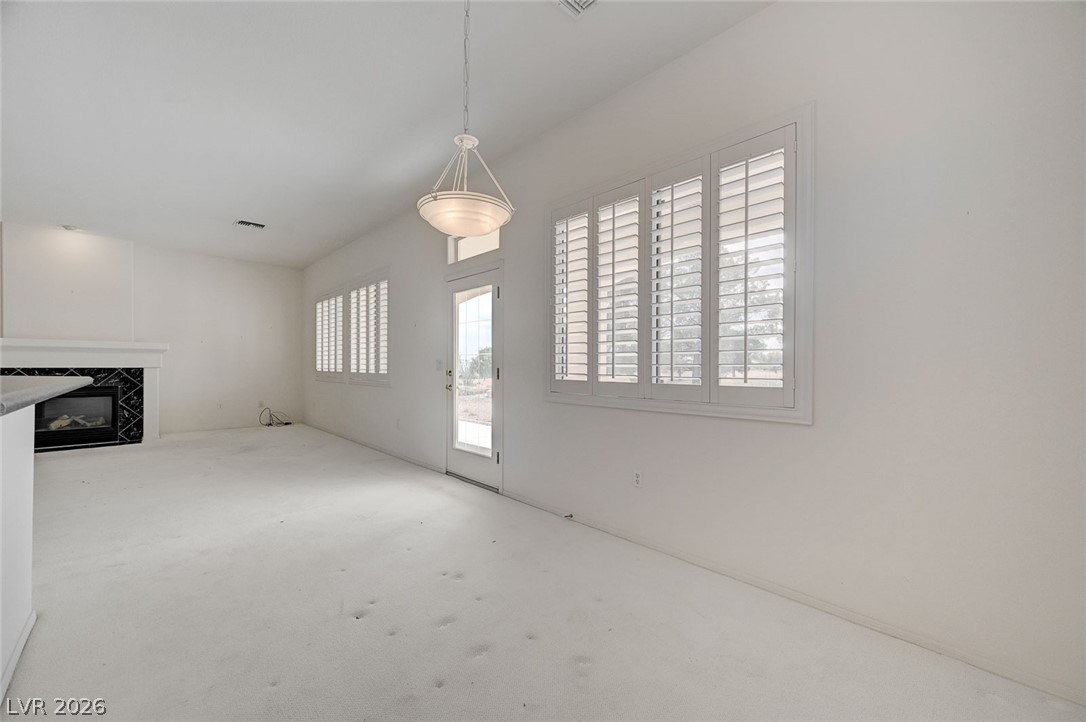 10121 Villa Ridge Drive Las Vegas, NV 89134 - Photo 29 of 81