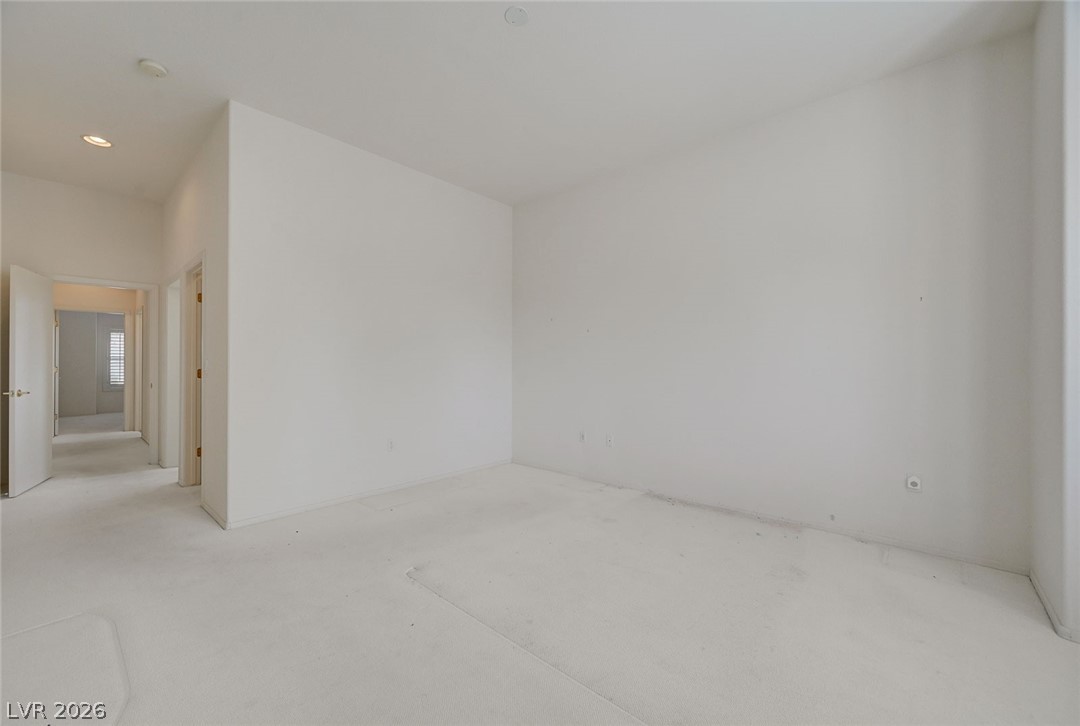 10121 Villa Ridge Drive Las Vegas, NV 89134 - Photo 44 of 81