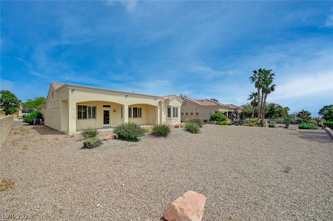 10121 Villa Ridge Drive Las Vegas, NV 89134 - Photo 9 of 81