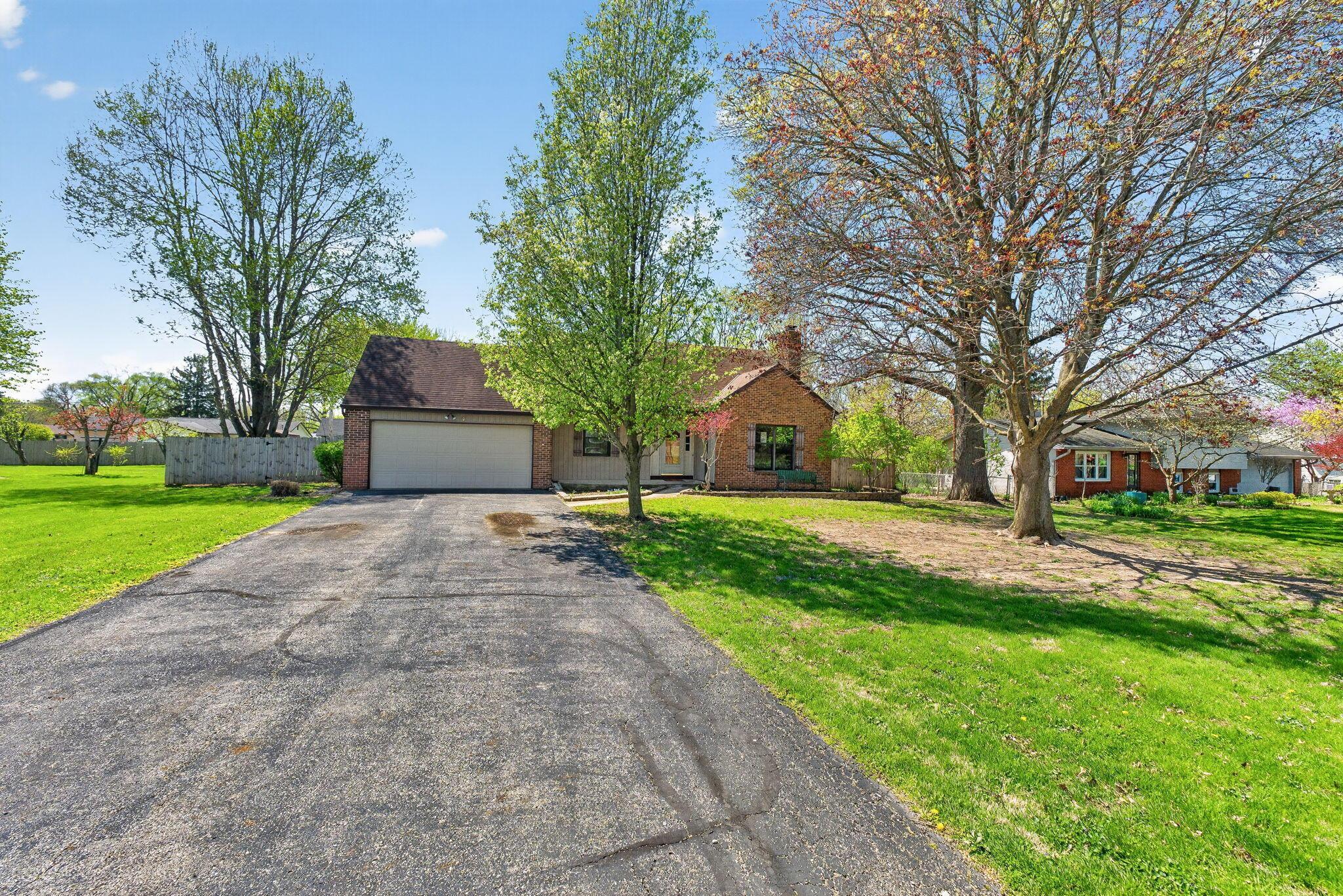 4985 Dellen Road Groveport, OH 43125 - Photo 2 of 60 4985 Dellen Rd (Exterioir)-7