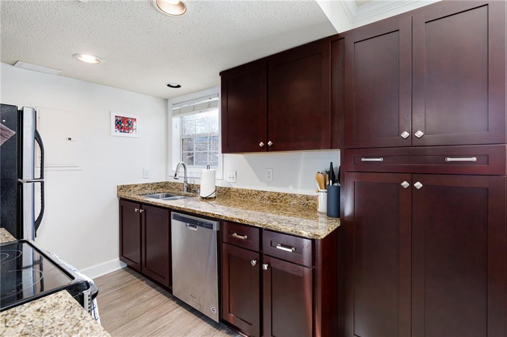 6900 Roswell Road, Unit 3E Atlanta, GA 30328 - Photo 14 of 29