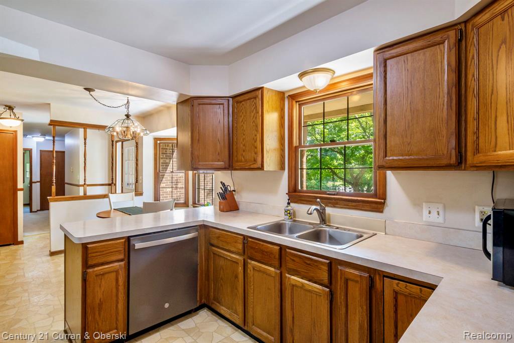 23095 Beck Road Novi, MI 48374 - Photo 15 of 44