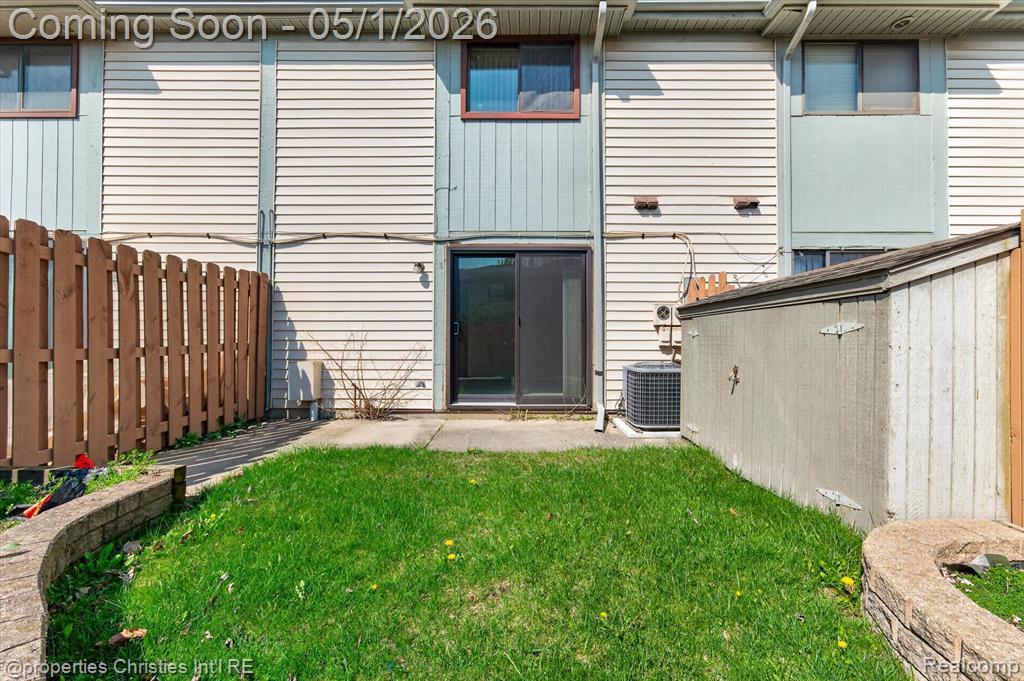 2513 Samoset Road Royal Oak, MI 48073 - Photo 38 of 40
