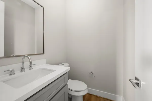 $2,095 | 8118 Esther Acres Lane, Houston, TX 77088