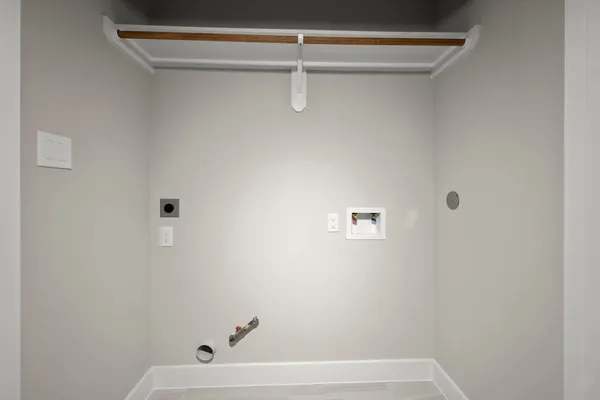 $2,095 | 8118 Esther Acres Lane, Houston, TX 77088