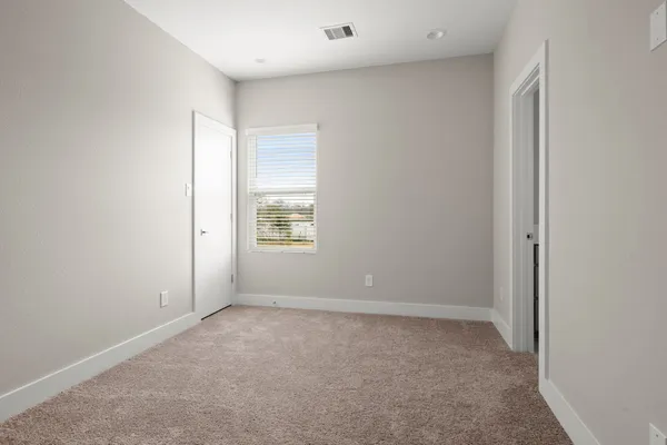 $2,095 | 8118 Esther Acres Lane, Houston, TX 77088