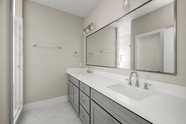 $2,095 | 8118 Esther Acres Lane, Houston, TX 77088