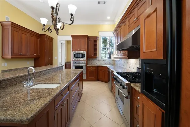 $1,200,000 | 10 Tupelo Trace, Mandeville, LA 70471