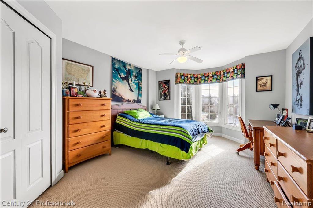 6952 Oakhurst Ridge Road Clarkston, MI 48348 - Photo 38 of 62 Gallery Image 38