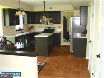 232 North Sandy Lane Sinking Spring, PA 19608 - Photo 3 of 8