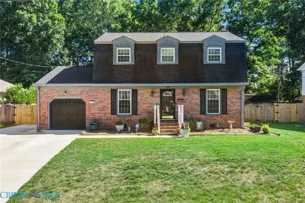 $409,000 | 318 Williamsburg Court, Newport News, VA 23606