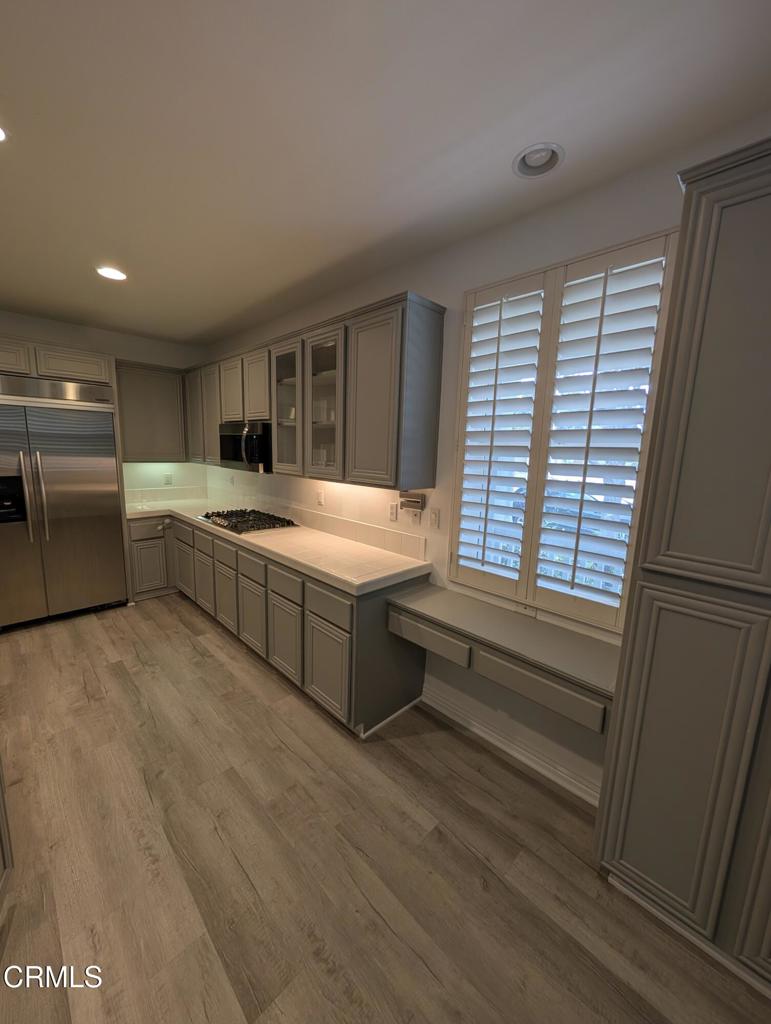 417 Spring Park Road Camarillo, CA 93012 - Photo 5 of 11