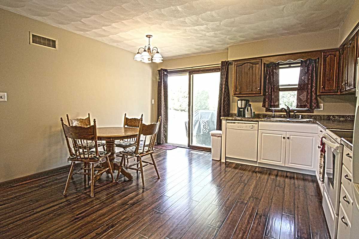 12612 North Gate Road Roscoe, IL 61073 - Photo 13 of 23 Gallery Image 13