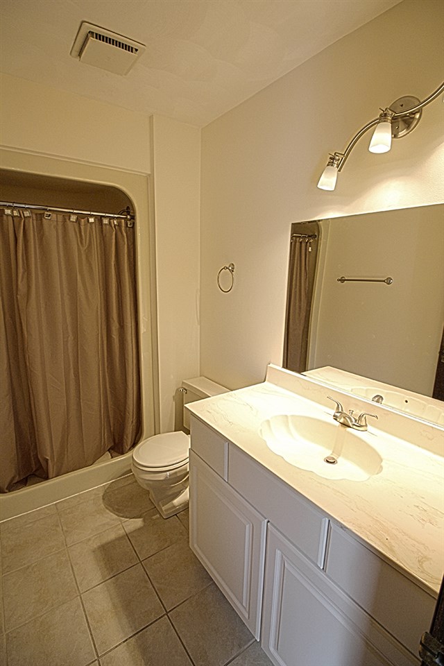12612 North Gate Road Roscoe, IL 61073 - Photo 18 of 23 Gallery Image 18