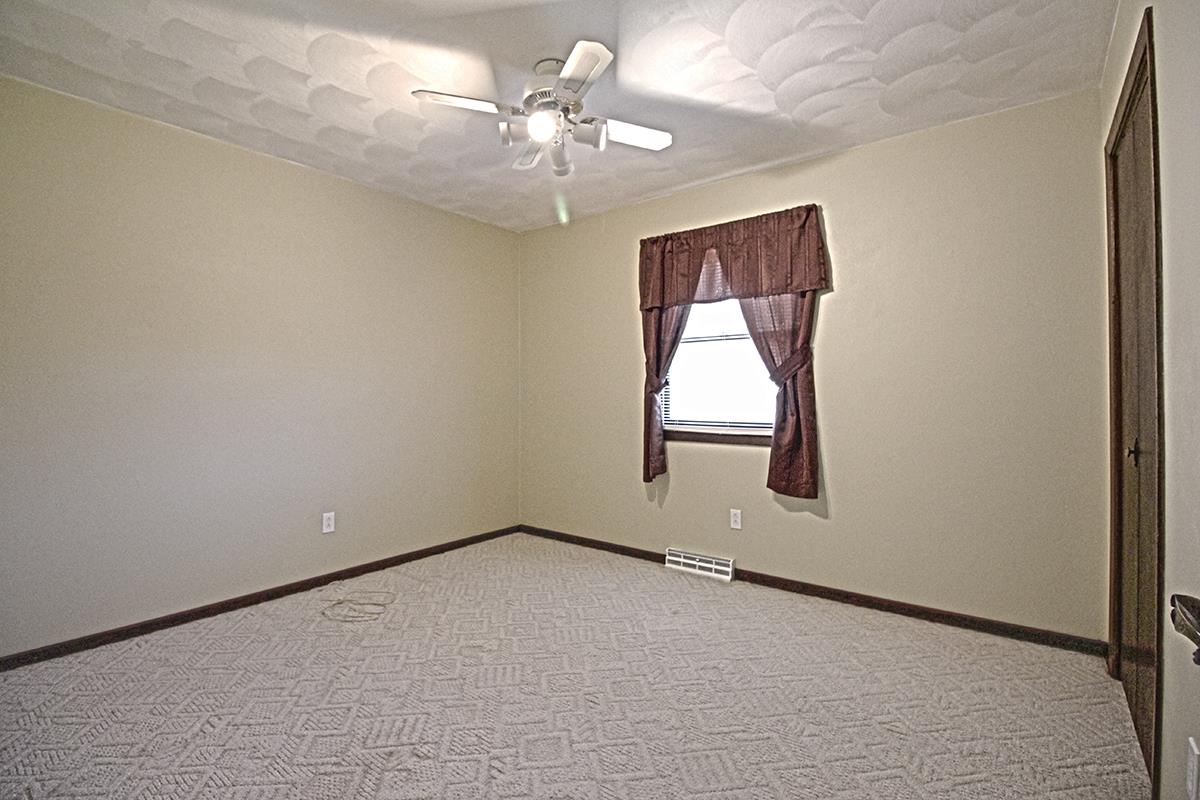 12612 North Gate Road Roscoe, IL 61073 - Photo 20 of 23 Gallery Image 20