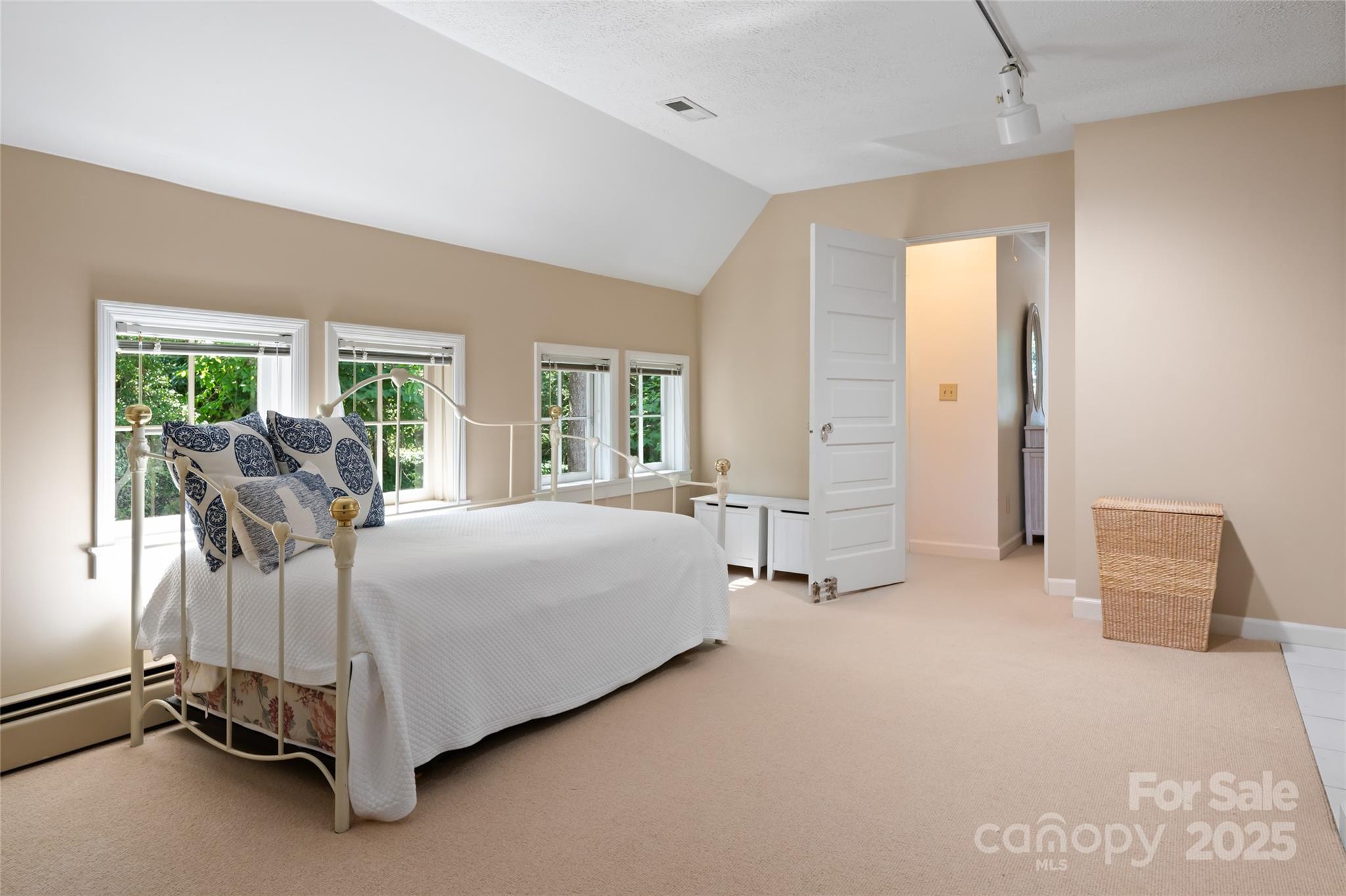 384 Vanderbilt Road Asheville, NC 28803 - Photo 34 of 44 Gallery Image 34