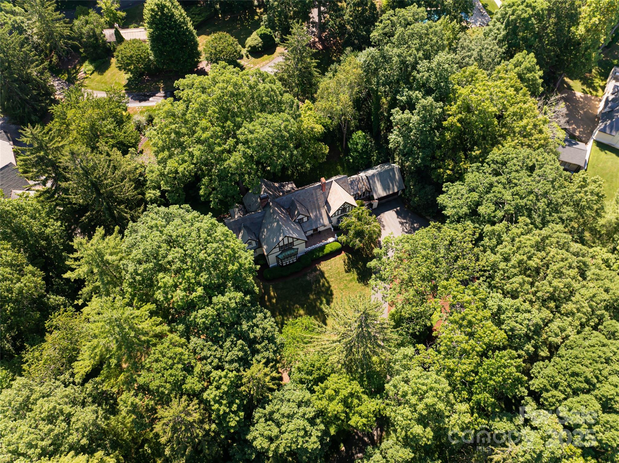 384 Vanderbilt Road Asheville, NC 28803 - Photo 43 of 44 Gallery Image 43