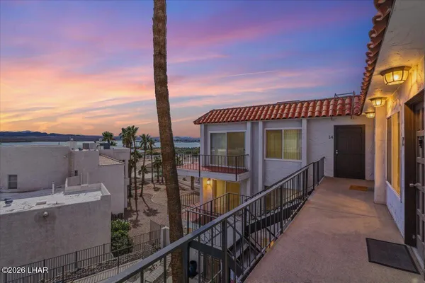 $185,000 | 571 Burkemo Lane, Unit 12, Lake Havasu City, AZ 86406