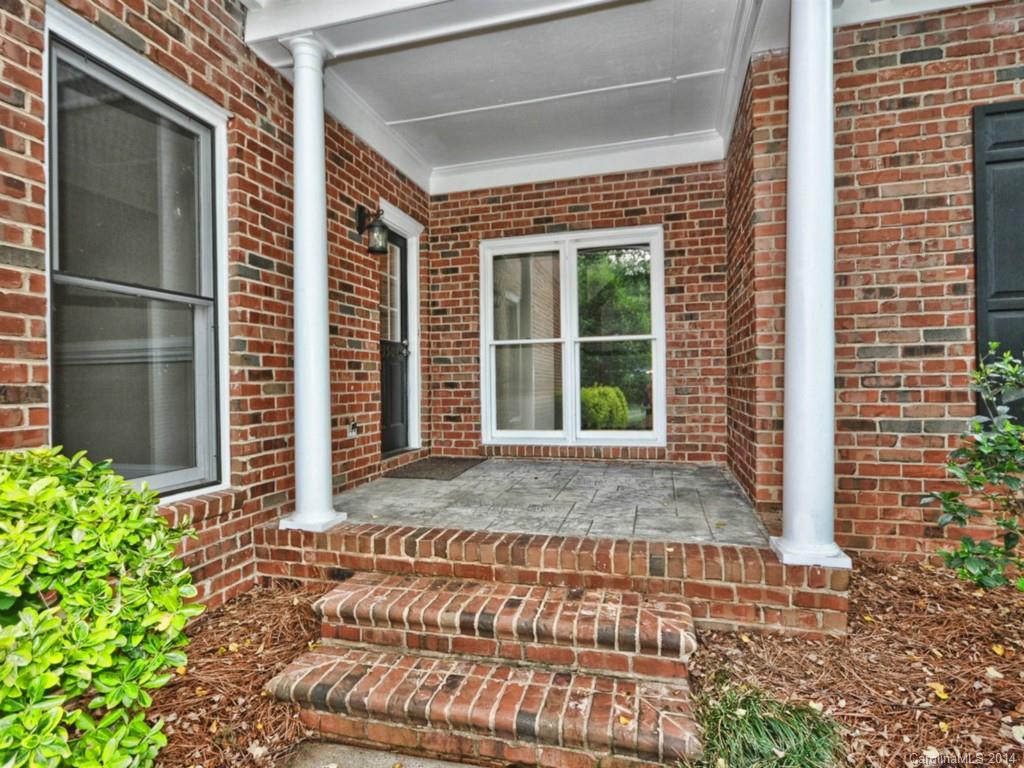 13504 Scanlan Way Davidson, NC 28036 - Photo 3 of 23 a view of entrance front of the house