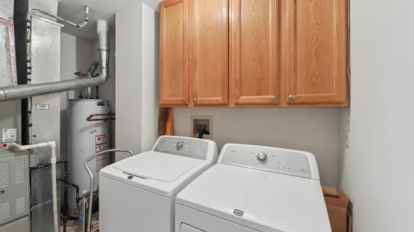 $372,500 | 628 King Court, Unit 628, East Dundee, IL 60118