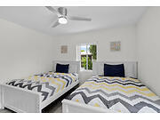 565 95th Street Marathon, FL 33050 - Photo 21 of 36 Guestroom