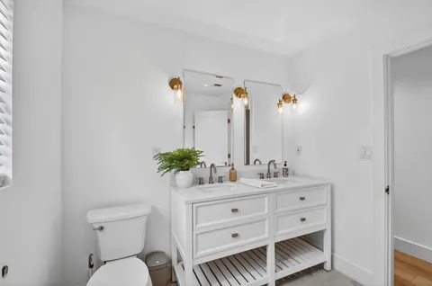 $2,040,000 | 4811 North Flagler Drive, West Palm Beach, FL 33407