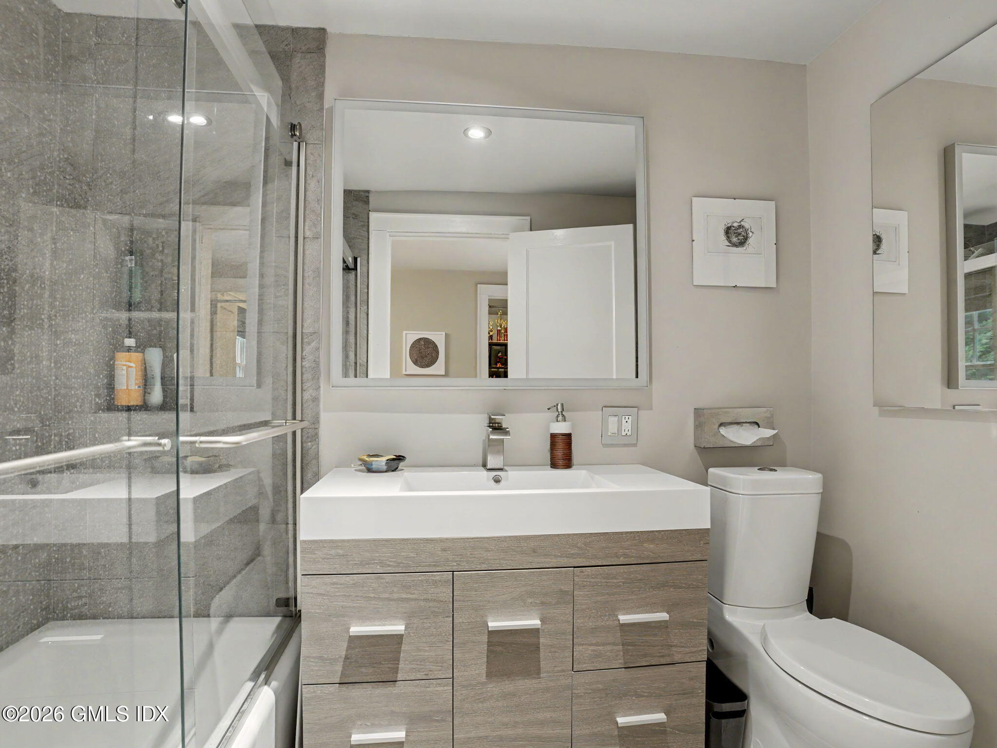 46 Valleywood Road Greenwich, CT 06830 - Photo 21 of 38 40-web-or-mls-46-valleywood-rd