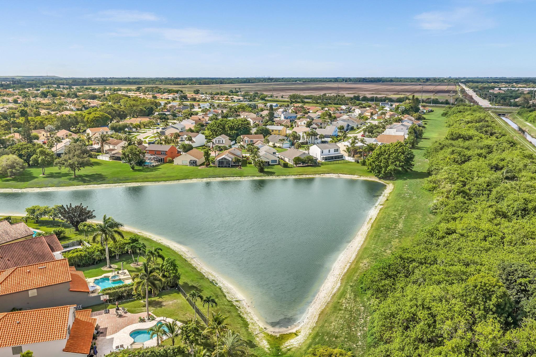 22492 Middletown Drive Boca Raton, FL 33428 - Photo 6 of 74 DJI_20260607100142_0114_D