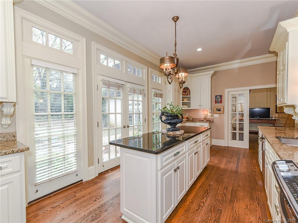 4800 Hardison Road Charlotte, NC 28226 - Photo 16 of 48 Gallery Image 16