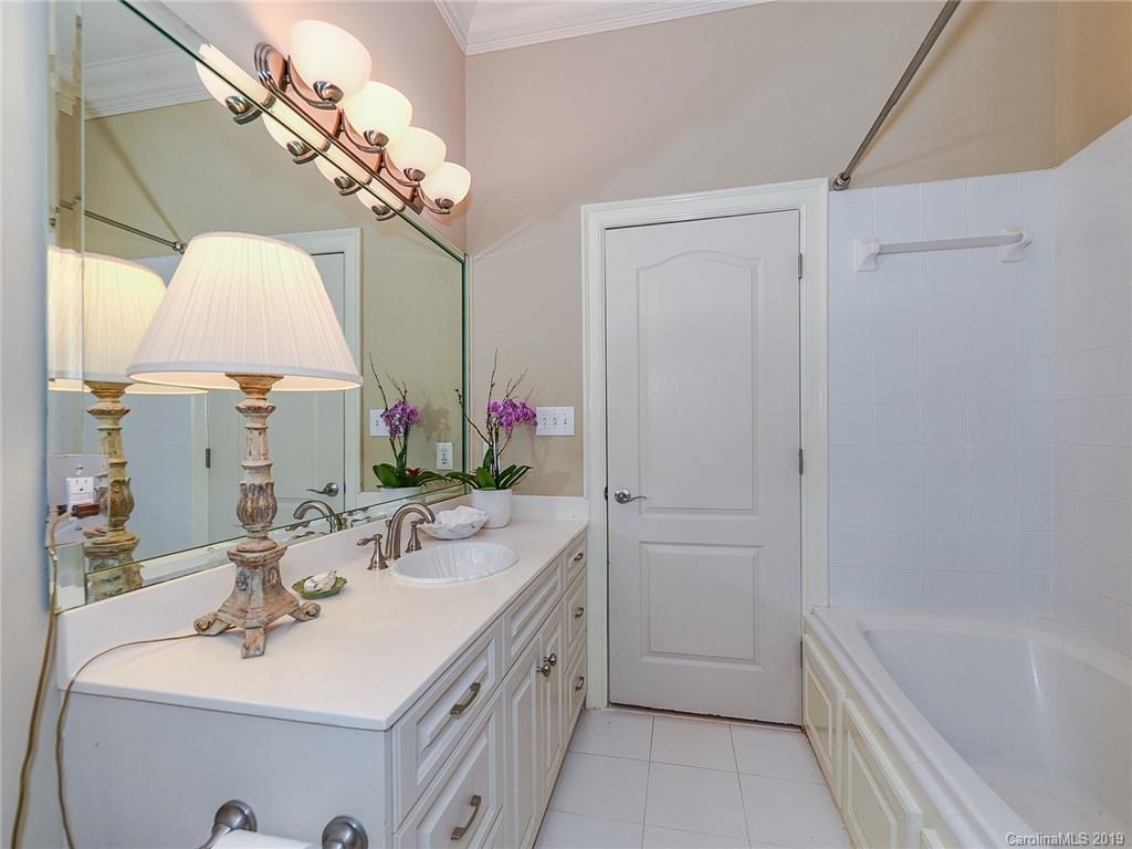 4800 Hardison Road Charlotte, NC 28226 - Photo 19 of 48 Gallery Image 19
