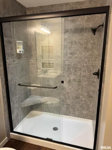 $2,600 | 18 Elmwood Drive, Blue Grass, IA 52726