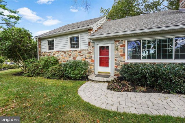 $585,000 | 1 Fawn Lane, Haverford, PA 19041