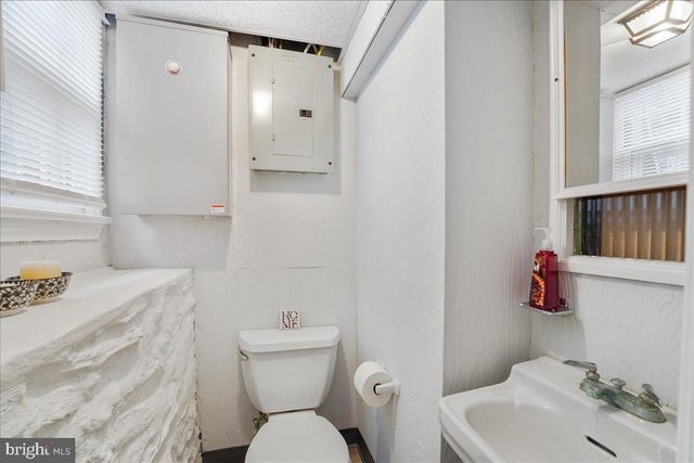 $585,000 | 1 Fawn Lane, Haverford, PA 19041