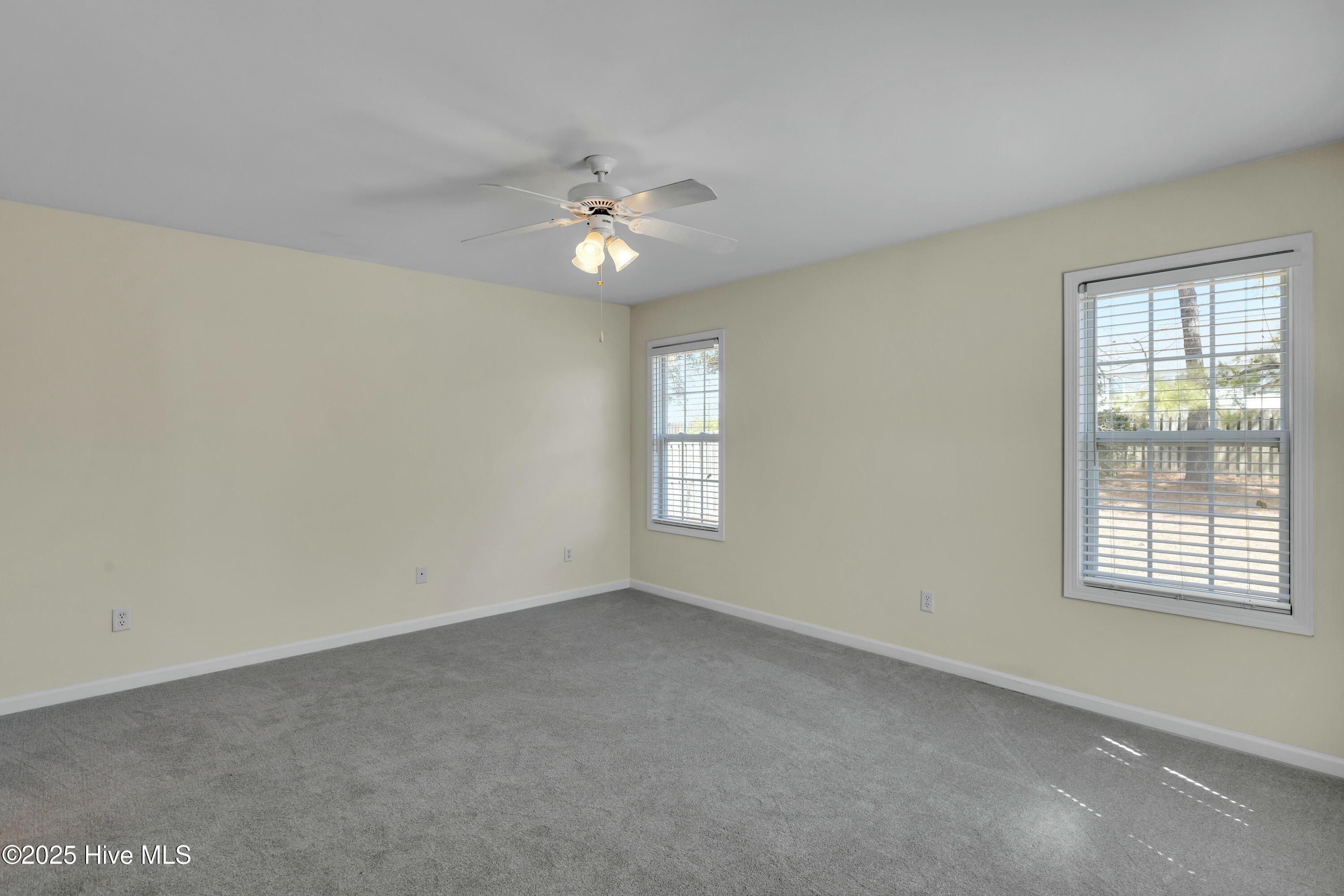 316 Emerald Ridge Drive Hampstead, NC 28443 - Photo 18 of 33 Master Bedroom