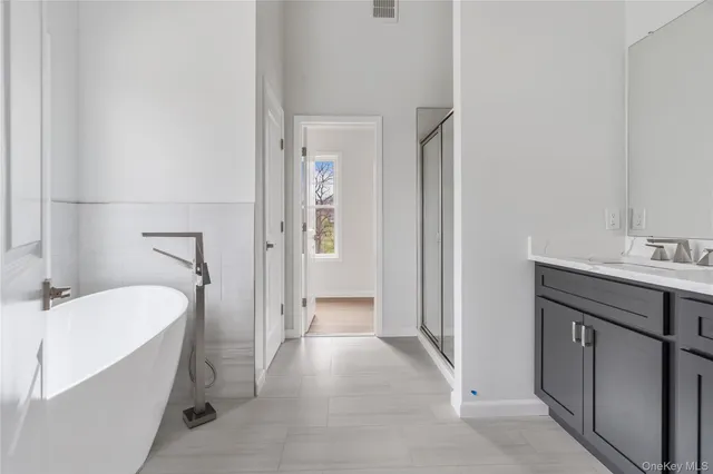 $739,000 | 12 Whalen Drive, Hopewell Junction, NY 12533