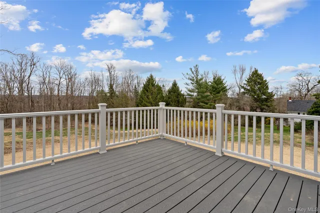 $739,000 | 12 Whalen Drive, Hopewell Junction, NY 12533