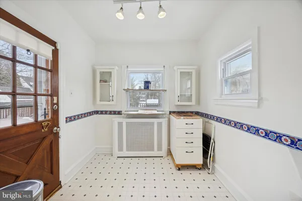 $2,650 | 74 Drexel Avenue, Lansdowne, PA 19050