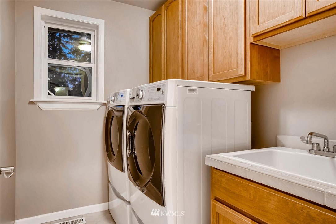 6788 Southeast 2nd Street Renton, WA 98059 - Photo 22 of 25