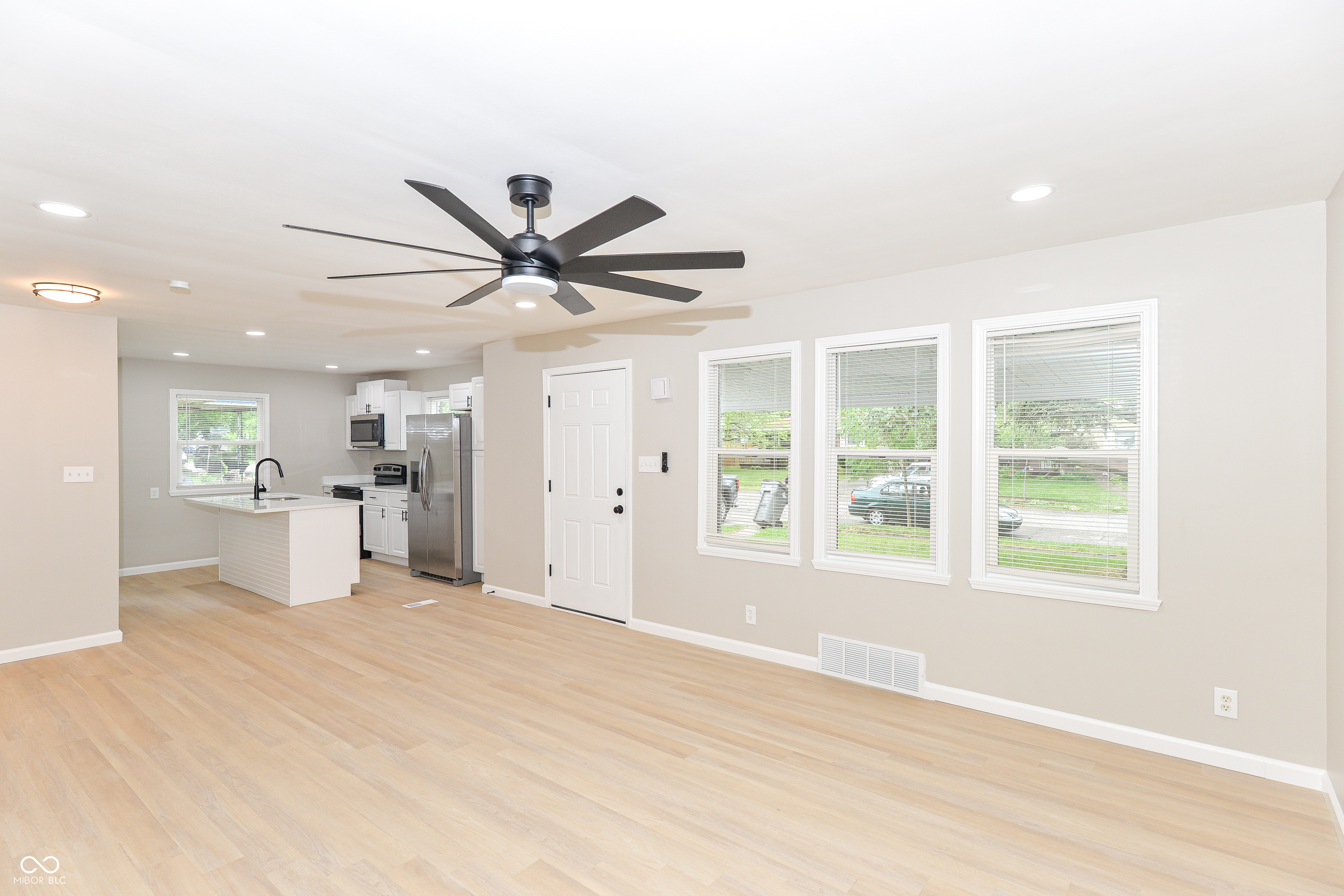 3213 North Riley Avenue Indianapolis, IN 46218 - Photo 5 of 28 Gallery Image 5