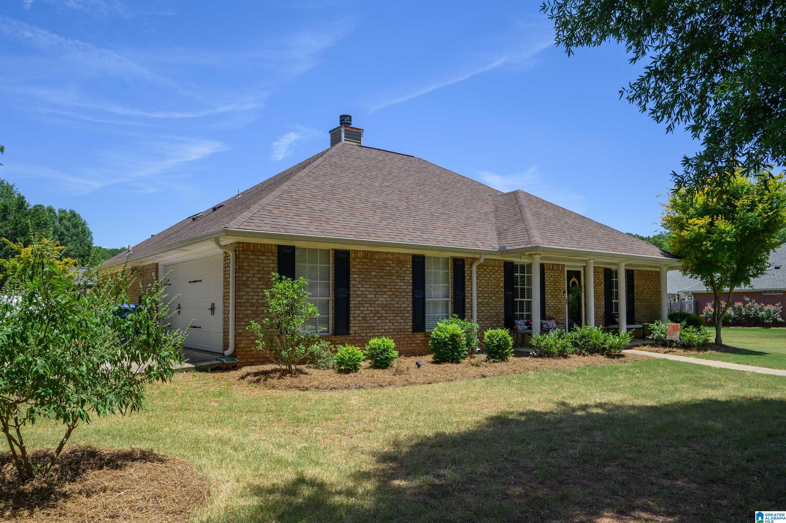 173 Silverstone Lane Alabaster, AL 35007 - Photo 2 of 41