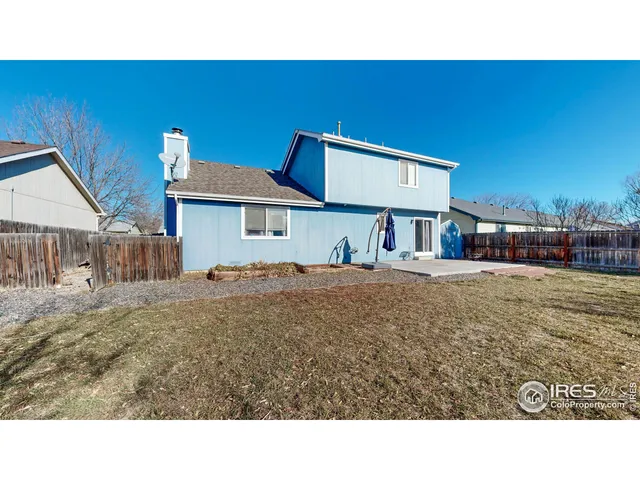 a black and white photo of a house