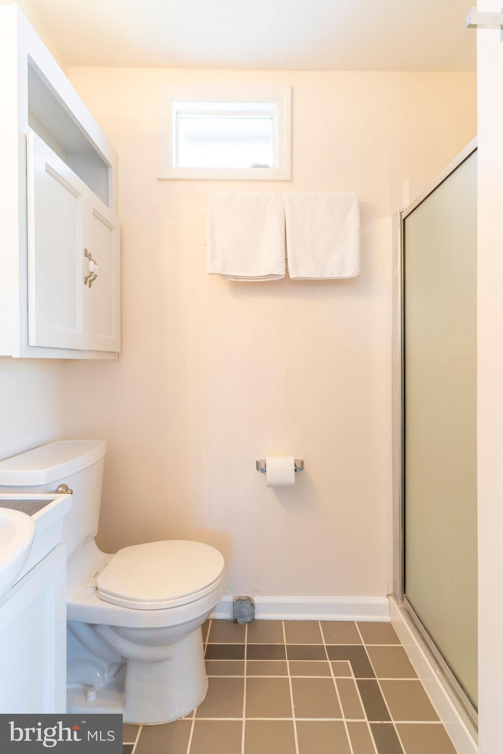 738 Falconer Road Joppa, MD 21085 - Photo 20 of 42 Primary en-suite bathroom
