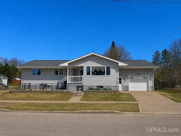 $219,500 | 36 Champion Avenue, South Range, MI 49963
