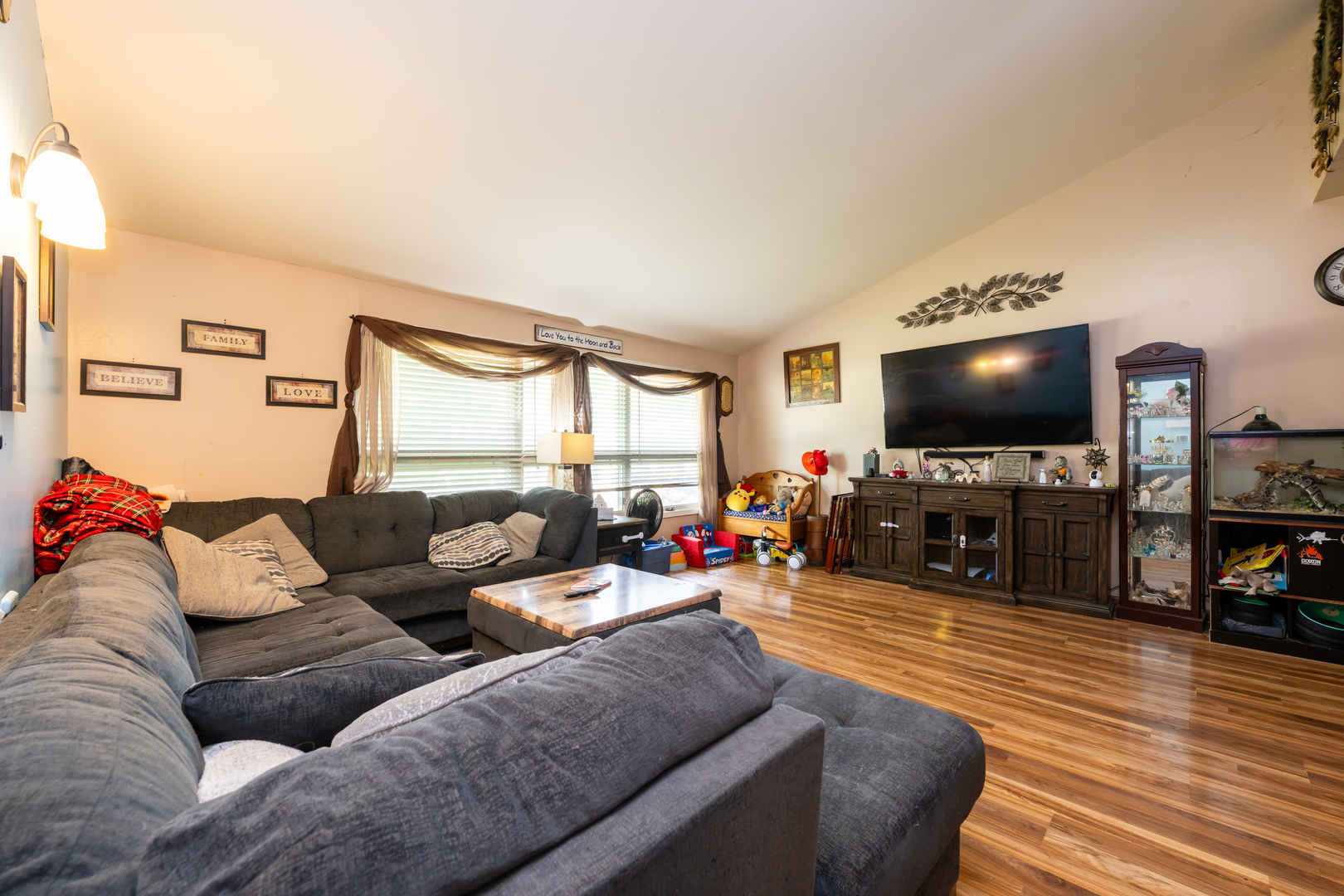 1521 Golfview Road Rantoul, IL 61866 - Photo 2 of 22