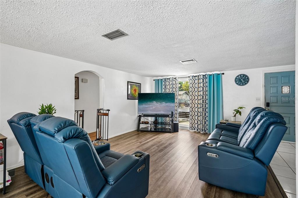 7405 Westcott Drive Port Richey, FL 34668 - Photo 4 of 27