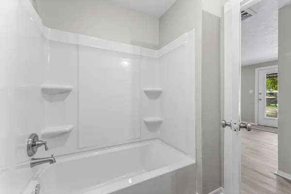 $1,650 | 601 Dogwood Trail, Conroe, TX 77316