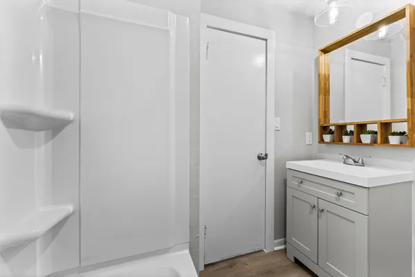 $1,650 | 601 Dogwood Trail, Conroe, TX 77316