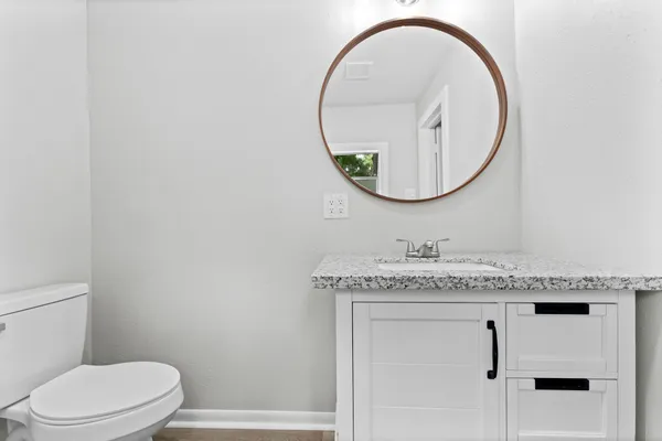 $1,650 | 601 Dogwood Trail, Conroe, TX 77316