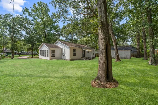 $1,650 | 601 Dogwood Trail, Conroe, TX 77316
