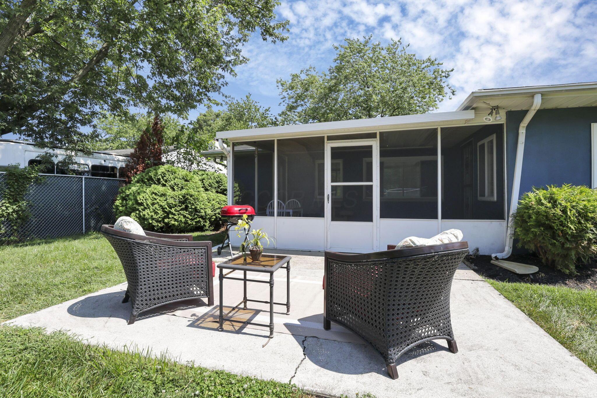 1205 Kenwick Road Columbus, OH 43209 - Photo 43 of 47 Patio